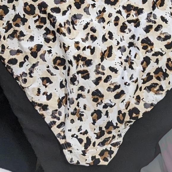 COPY - Niptuck swim one piece swimsuit. Size 12. Animal ( Cheetah print). - Picture 9 of 10